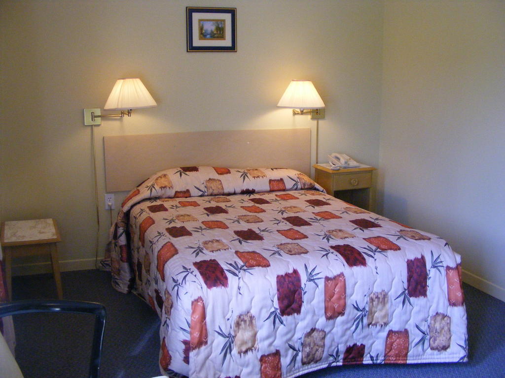 Hotel Motel Bon Accueil Rivière-la-Madeleine Rom bilde