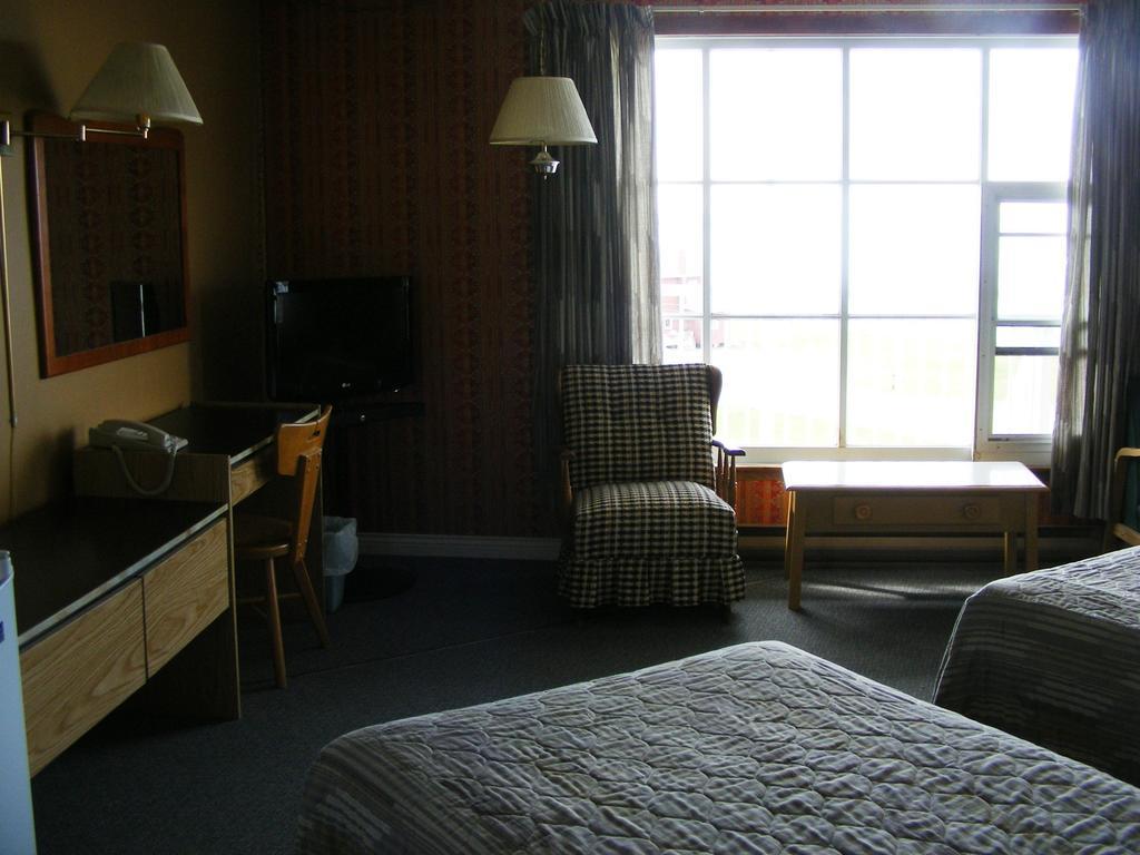 Hotel Motel Bon Accueil Rivière-la-Madeleine Rom bilde